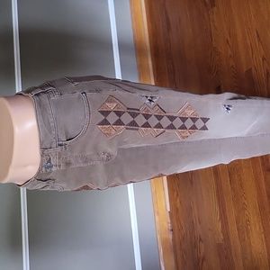 Miss Me Vintage Embroidered Boyfriend Jeans